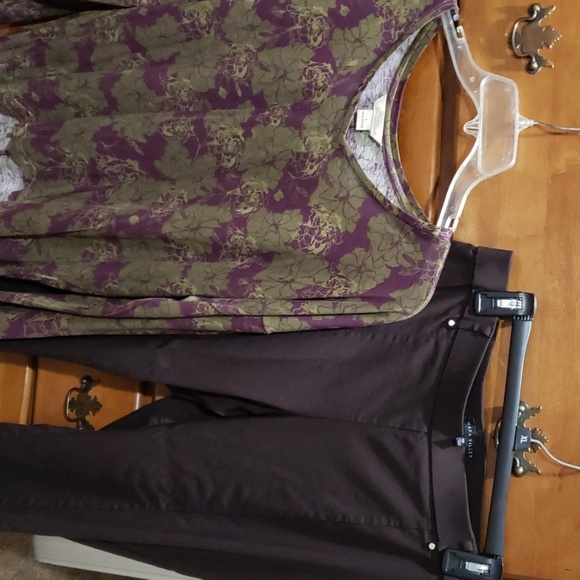 Pants and or shirts as a pair - Picture 3 of 3